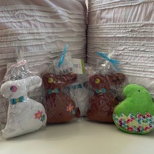 Easter Plush Bunnies & 1 Peep Dog Toys